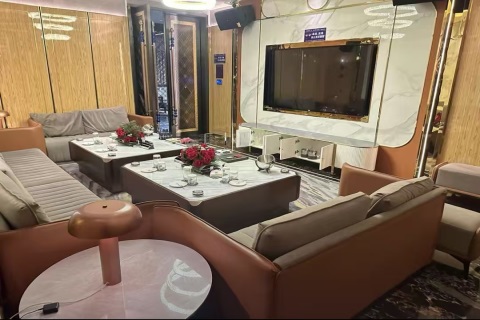 深圳妆派对KTV招聘模特/促销员,公司优待期待联系共前行